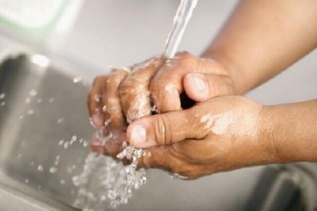 Infection by water in a water supply